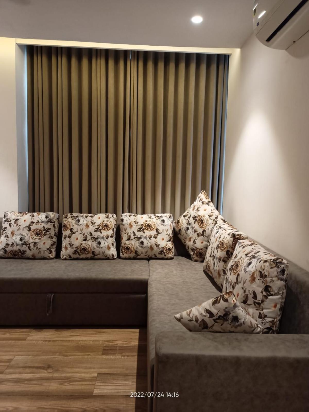 Pinnacle Grand Hotel Αχμπανταμπάντ Εξωτερικό φωτογραφία